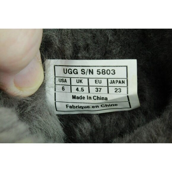 UGG Australia Gray Suede Shearling Lined Boot Bailey Button 5803 Size 6 - Picture 8 of 9